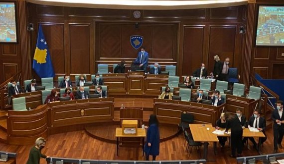Përfundon raundi i parë i votimit për Presidentin