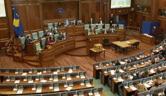 Fillon seanca për votimin e presidentit, të pranishëm 84 deputetë