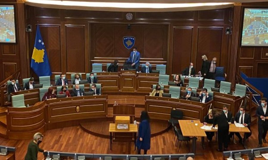 Përfundon raundi i parë i votimit për Presidentin