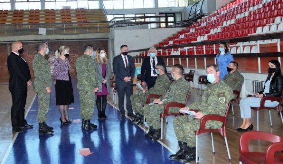  Fillon vaksinimi kundër COVID-19 i personelit të shërbimit mjekësor të FSK-së 