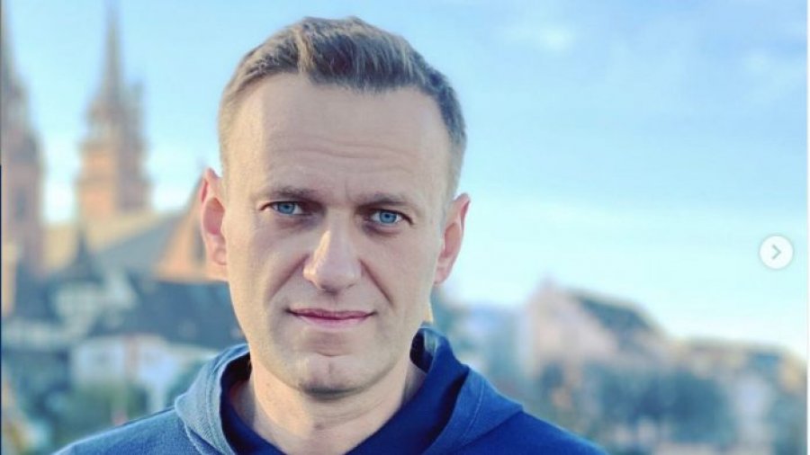  Aleksei Navalny thotë se ka kollë e temperaturë dhe se në burg ka raste me tuberkuloz 