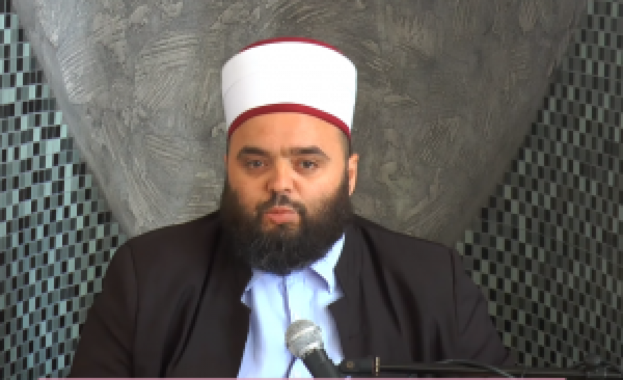 Hoxhë Fatmir Latifi: Mos na i mbyllni Xhamitë për Ramazan, virusi shërohet edhe me lutje