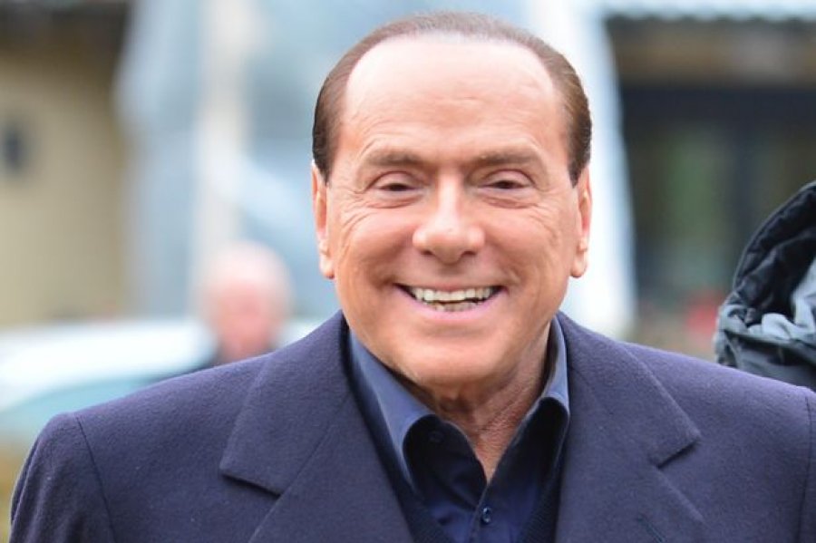 Silvio Berlusconi shtrihet në spital 