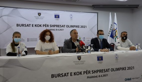 KOK nënshkroi kontratat me 24 bursistë “Shpresa Olimpike 2021” dhe dy bursistë olimpikë “Tokio 2020”