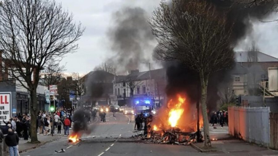 Përsëri luftë civile në Irlandën e Veriut?