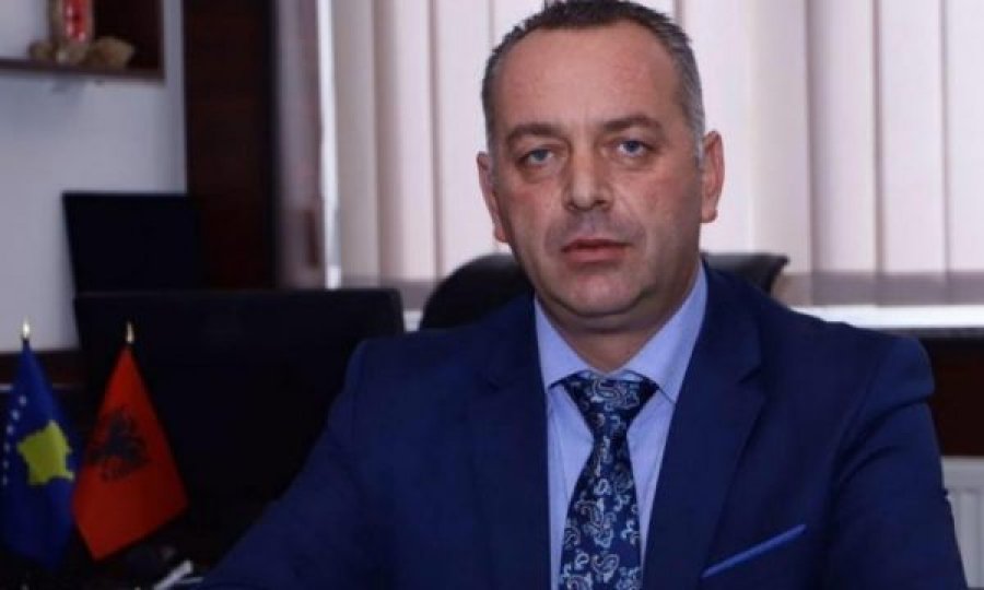 Reagon kryetari i Deçanit: Manastiri nuk është cenuar asnjëherë nga shqiptarët