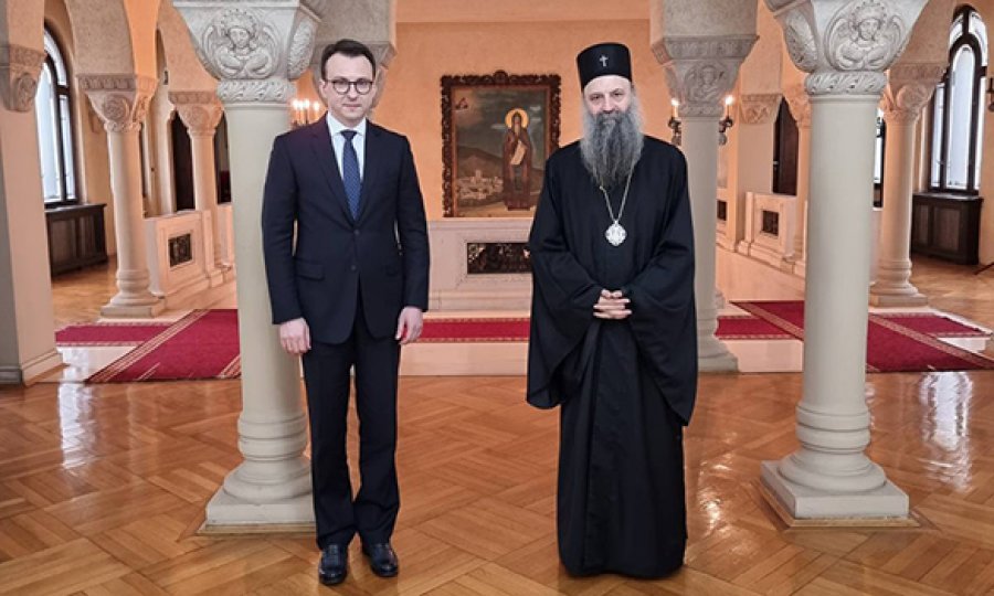  Petar Petkoviq takon patriarkun e Kishës Ortodokse Serbe, pretendojnë se kishat në Kosovë po sulmohen 