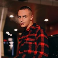 Don Xhoni “thumbon” rivalët me suksesin e radhës