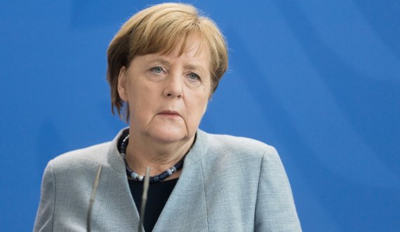 Këtë të premte ishte Angela Merkel që mori vaksinën kundër Covidit