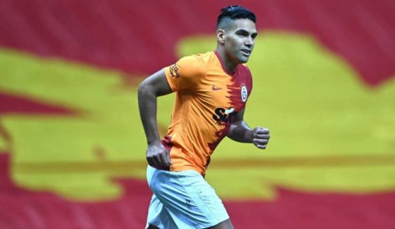 Tifozët e Galatasarayt të trishtuar dhe në shok: Radamael Falcao ka pësuar një lëndim horror në fytyrë