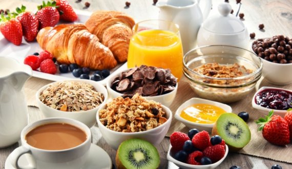 Pse konsumimi i të njëjtit mëngjes çdo ditë mund të jetë gjëja më e mirë për shëndetin tuaj?