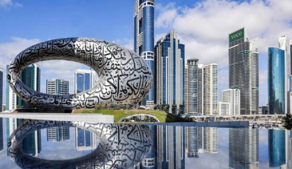 Dubai përgatit “flotën” e taksive robotë