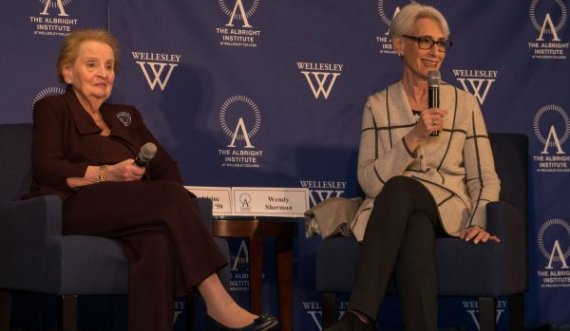 Bashkëpuntorja e afërt e Madeleine Albright, zgjidhet zëvendëse e Sekretarit amerikan të Shtetit