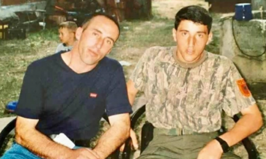  Ramush Haradinaj kujton vëllanë e vrarë paslufte: Shumë shqiptarë të mirë, pas luftës u ndanë padrejtësisht nga ne 