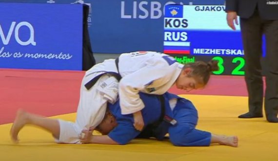 Nuk ndalet Nora Gjakova, fiton  me “ippon” dhe kualifikohet në gjysmëfinale