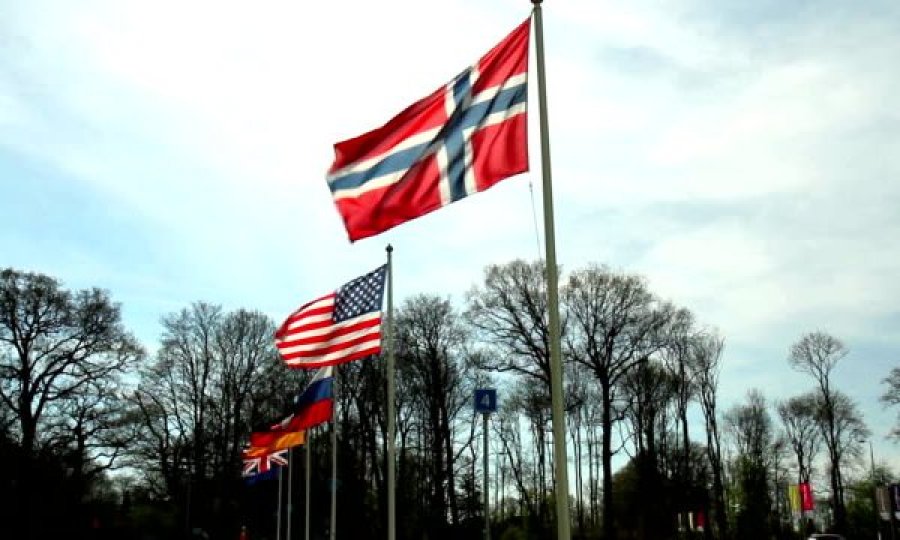 Norvegjia i jep leje ushtrisë amerikane që të ndërtojë në tokën e saj
