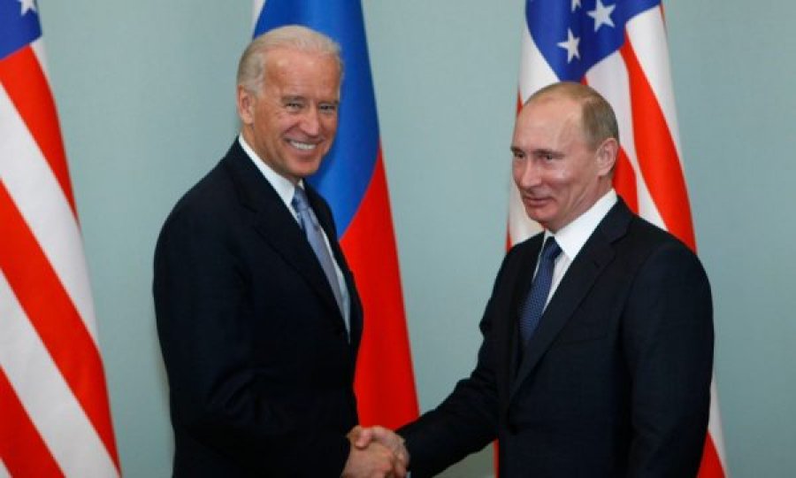 Ky shtet del “vullnetar” për ta organizuar takimin Biden-Putin