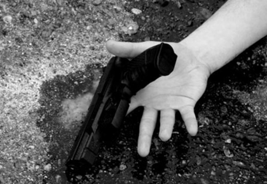 Një person vret veten në Fushë Kosovë, policia jep detaje