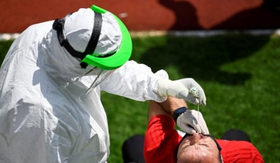 Futbollistët në Kosovë, të patestuar për COVID-19