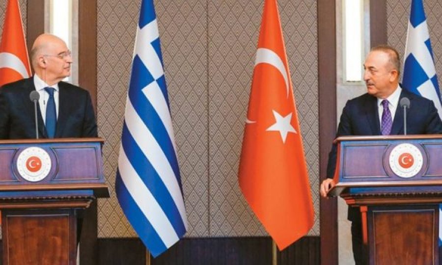  “Gënjeshtrat kanë mbaruar i dashur Mevlüt”, ç’ndodhi prapa kamerave mes ministrit të Jashtëm grek dhe atij turk 