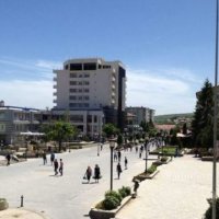 Skenderaj: Nxënësi i shkollës së mesme kapet me armë zjarri në shkollë
