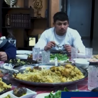 Pas 19 vjetësh burgim, 49-vjeçari bën iftar me familjen