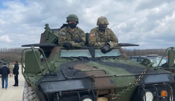  Ushtria amerikane trajnon FSK-në për përdorimin e mjeteve të blinduara ushtarake 