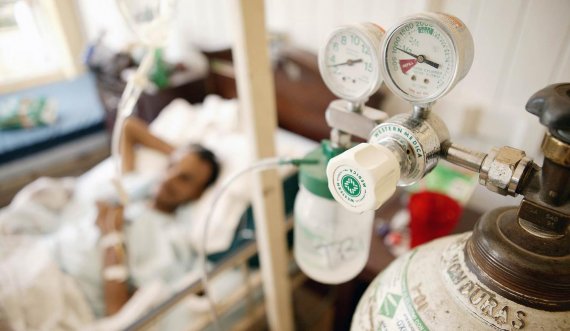 Tmerr, 22 pacientë vdesin nga mungesa e oksigjenit në spital