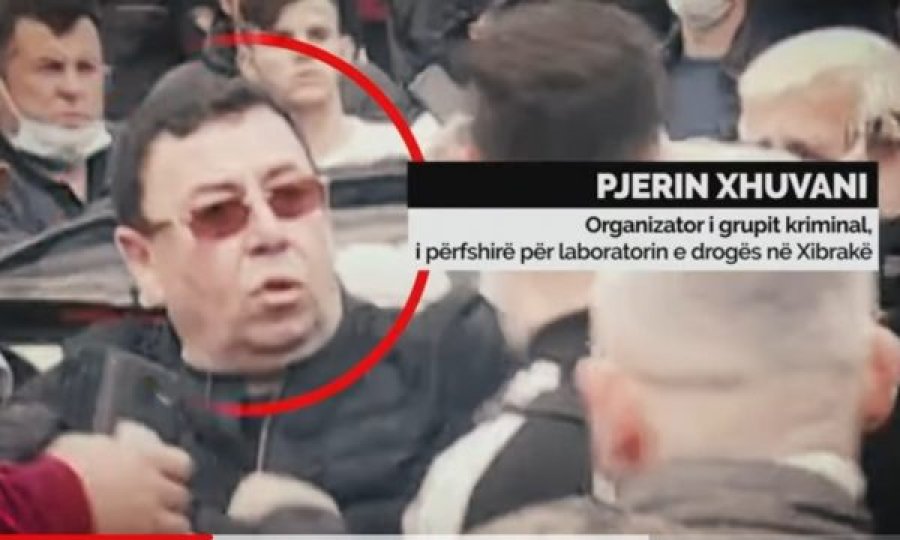  Elbasan/ Vritet Pjerin Xhuvani i PS, 2 të plagosur, efektivja e policisë merr plumb në këmbë 