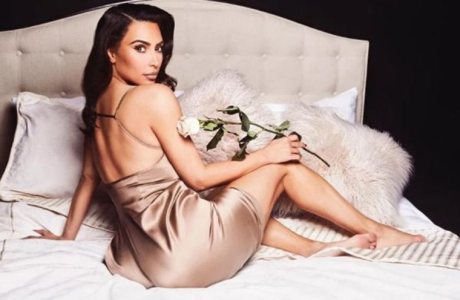 Nga mbretërit tek miliarderët, Kim Kardashian po plas nga ofertat e burrave