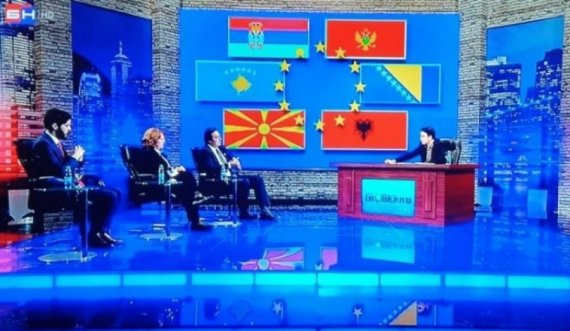 Tërbohen mysafirët e televizionit serb: Iu shfaqet flamuri i Kosovës në ekran