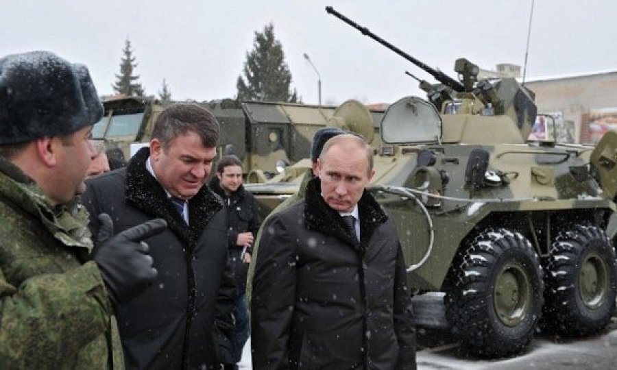 Rusia urdhëron tërheqjen e trupave nga zona kufitare me Ukrainën