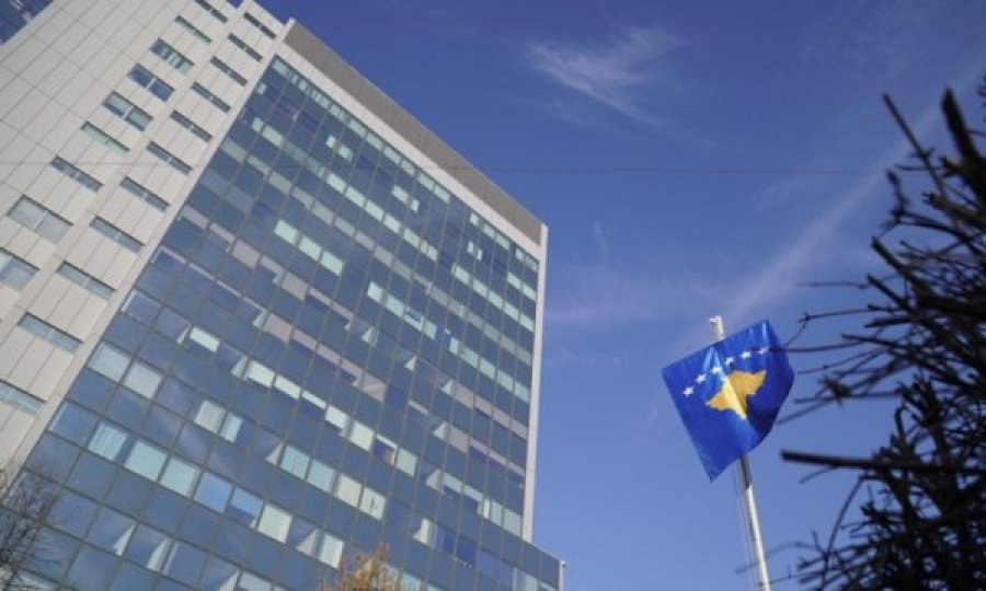 Qeveria i jep leje zyrtarit të lartë të Beogradit që të hyjë në Kosovë
