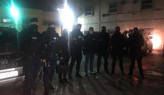 Në Gjilan Policia bashkë me inspektorët mbyllën dy lokale të natës, shqiptuan mbi 80 gjoba për mosrespektim të masave