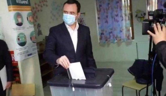  Albin Kurti voton në Shqipëri 