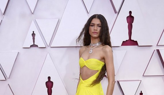 Zendaya merr pjesën në ceremoninë e ‘Oscars’ me diamante në vlerë 6 milionë dollarë