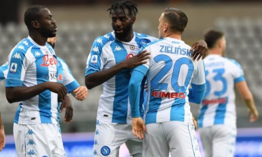 Fiton Napoli, e zhvendos Juventusin jashtë zonës Champions