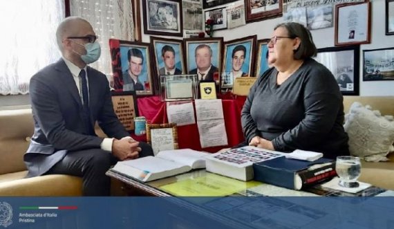  Ambasadori italian Orlando, viziton Ferdonije Qerkezin: U preka thellë nga dëshmia e saj 