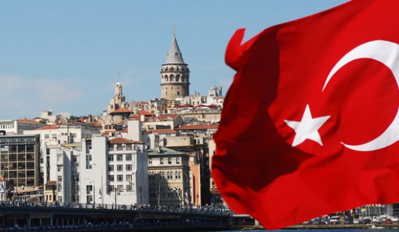  Turqia vendos për izolim të plotë për dy javë e gjysmë, ja kur fillon mbyllja 