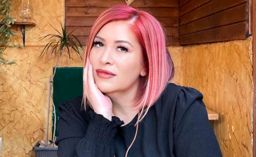 Violeta më e lumtur se kurrë, sot feston ditëlindjen
