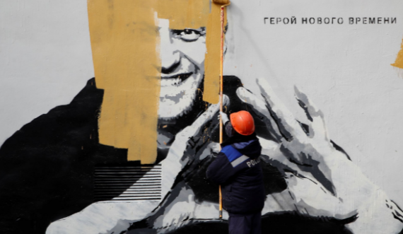  Frika nga Alexei Navalny, policia ruse ia prish edhe muralin 