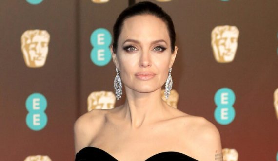 Angelina Jolie në një lidhje? Ja kush është fatlumi