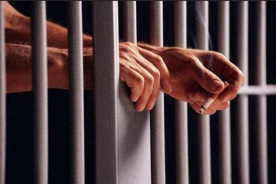  Ferizaj: 4 vjet burgim për personin që theri 14 herë me thikë burrin e kushërirës së tij për pronë 