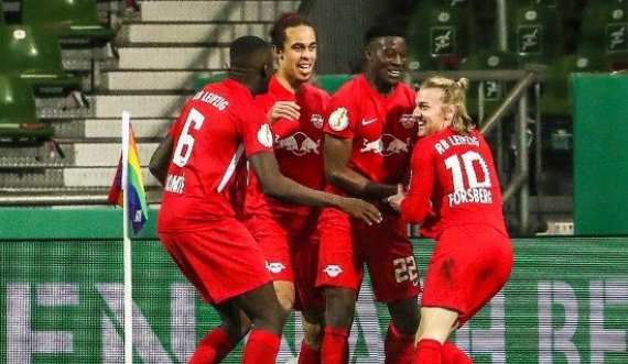 Werder Bremen eliminohet në sekondat e fundit të vazhdimeve, Leipzig në finale të Kupës