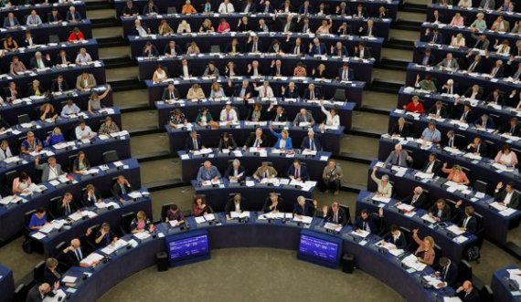  PE-ja miraton rezolutën kundër Rusisë, dënohen shumë veprime të saj 