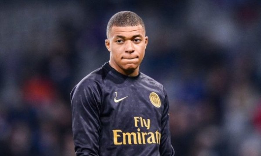 Lëndohet Mbappe