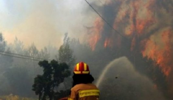 Greqia pranon ndihmën e Shqipërisë për shuarjen e zjarreve