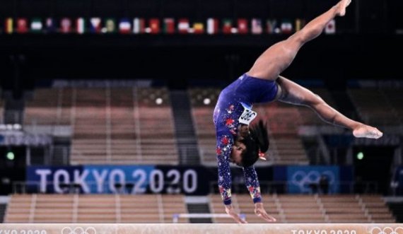 Rikthehet Simone Biles, vendos të garojë në finalen e traut të ekuilibrit