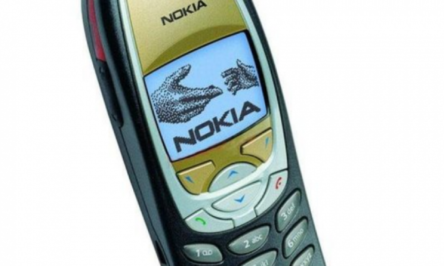  Nokia rikthen telefonin ikonik 3610, me një bateri që zgjat 21 ditë 