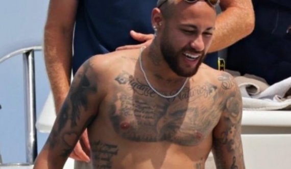 Neymari i tmerron tifozët e PSG-së me shtimin në peshë